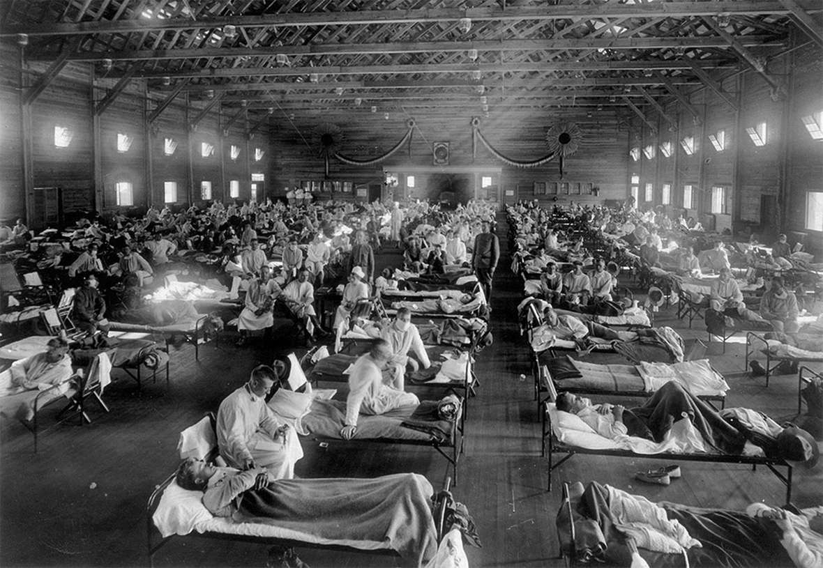 U.S. Army flu victims fill an emergency hosptial near Fort Riley, Kansas, 1918. National Museum of Health.