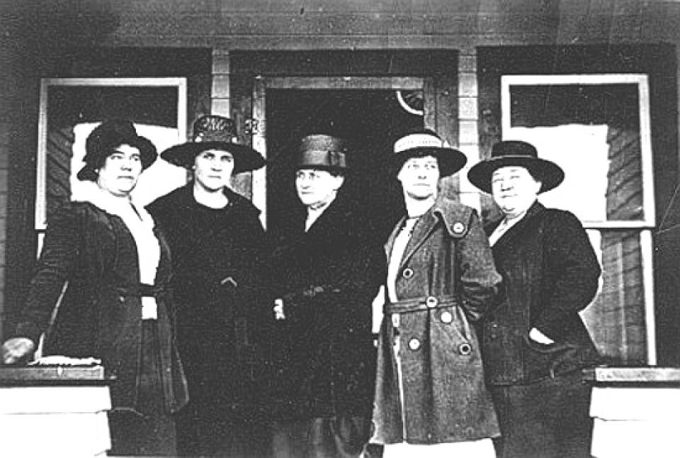 Mayor Grace Miller, third from left, and the Jackson Town Council, 1921. Wyoming Tales and Trails.