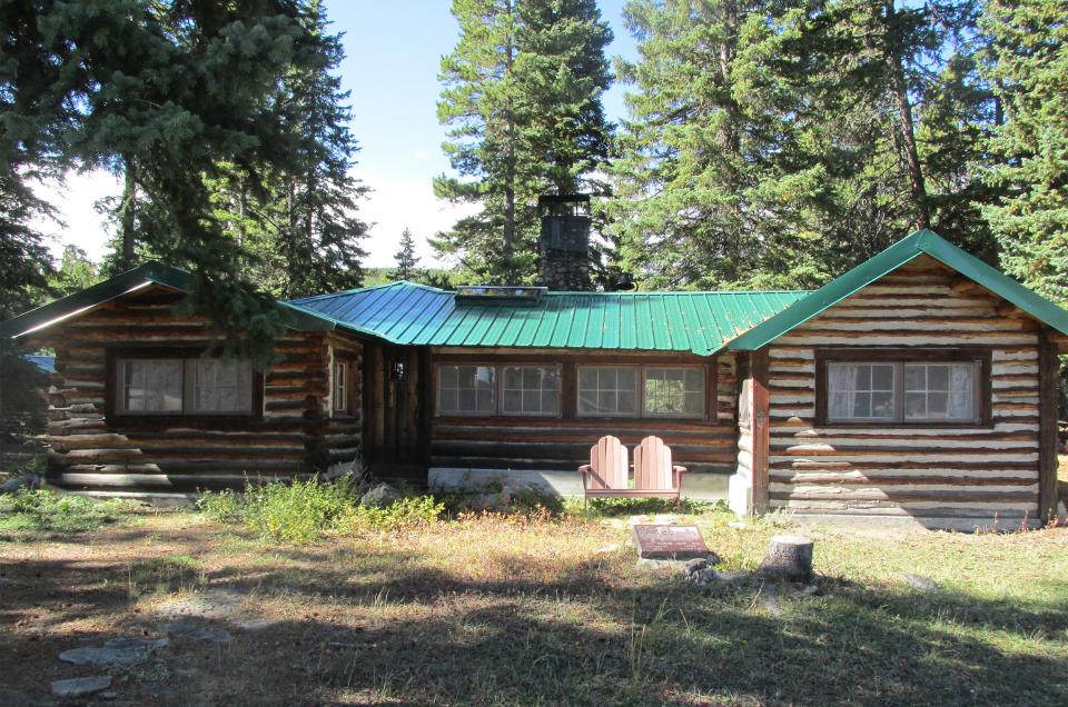 The Schunks bought their cabin in the Bighorns north of Cloud Peak near the Spear-0-Wigwam dude ranch in 1933, and it remains in the family today. Also on the property are an icehouse, Finnish sauna and powerhouse with a water wheel. Howard Zahniser, his family and sometimes his Wilderness Society associates visited here many times. Schunk family collection, courtesy of Kathy Ahrens.