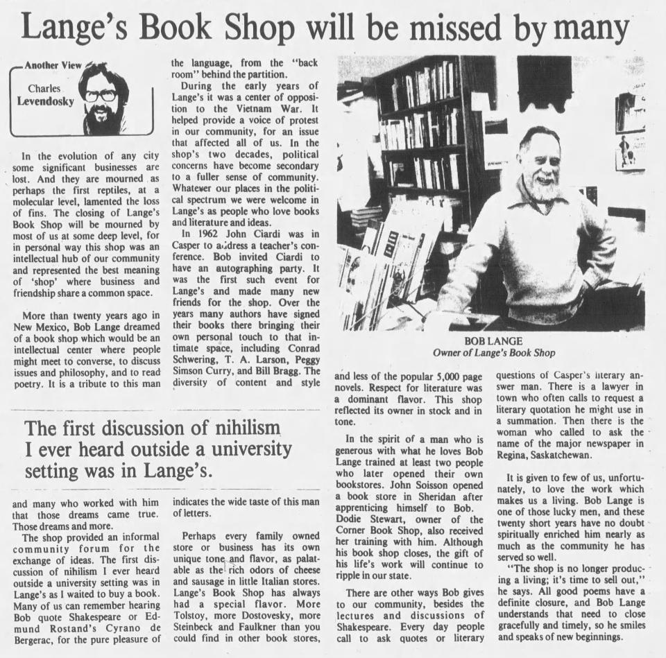Newspaper clipping of Charles Levendosky opinion essay from February 1983, praising the book shop