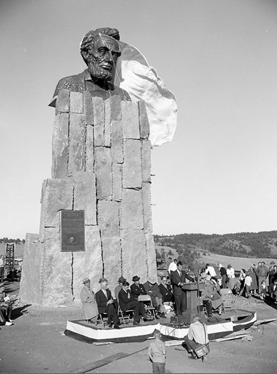 Unveiling Russin's Lincoln bust at its original location on U.S. 30 between Laramie, Wyo. and Cheyenne, about a mile from where it stands today. UW photo service.